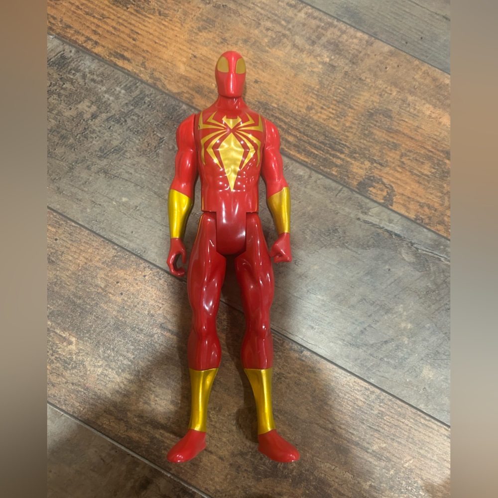 Ultimate Titan Spider-Man